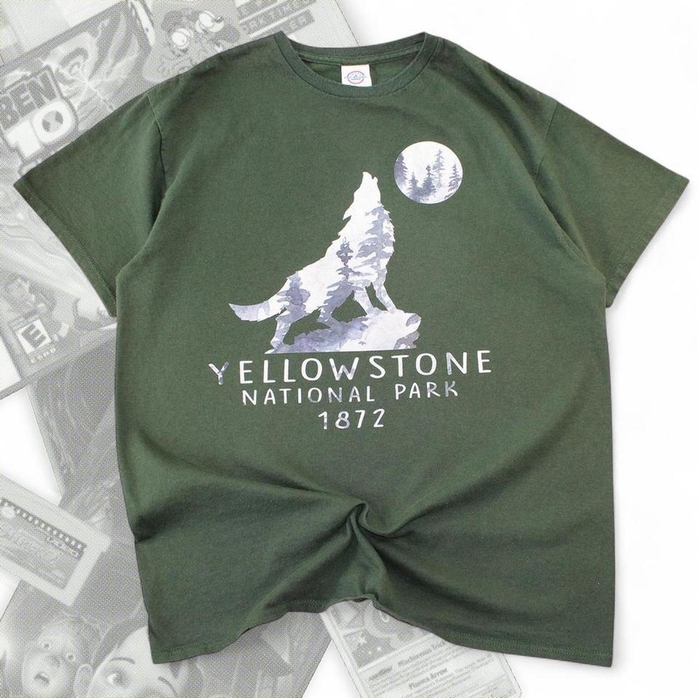 Green Yellowstone Park Wolf Graphic Tee